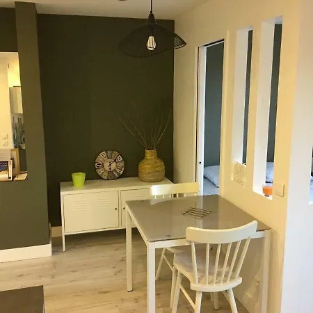 Lespinet Apartment